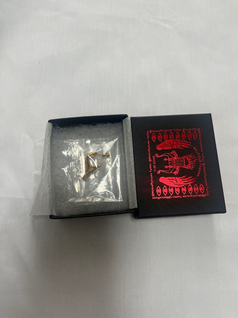 未使用　hazama ピアス ゴールド