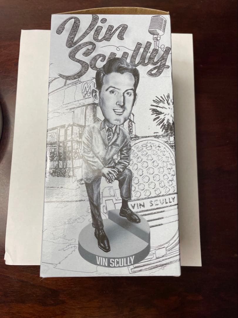 Dodgers Vin Scully ボブルヘッド2025年5月（未開封)