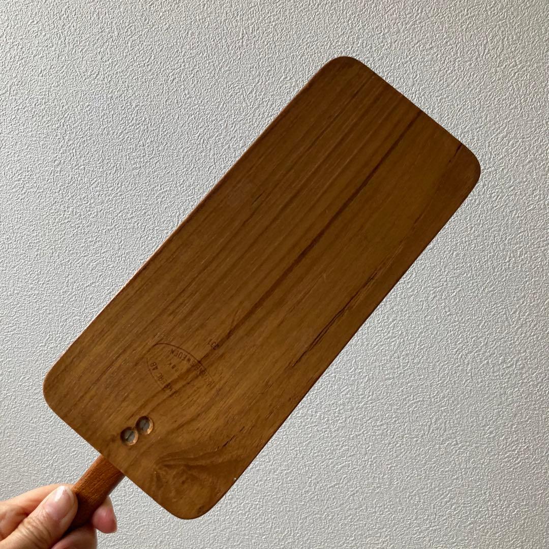 北欧ヴィンテージ　チークのトーストスタンド　ブックスタンドとしても♪