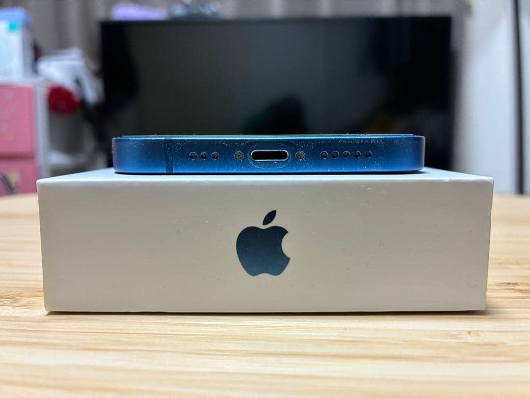 D*W様 iPhone13 128G ブルー　最大容量83%