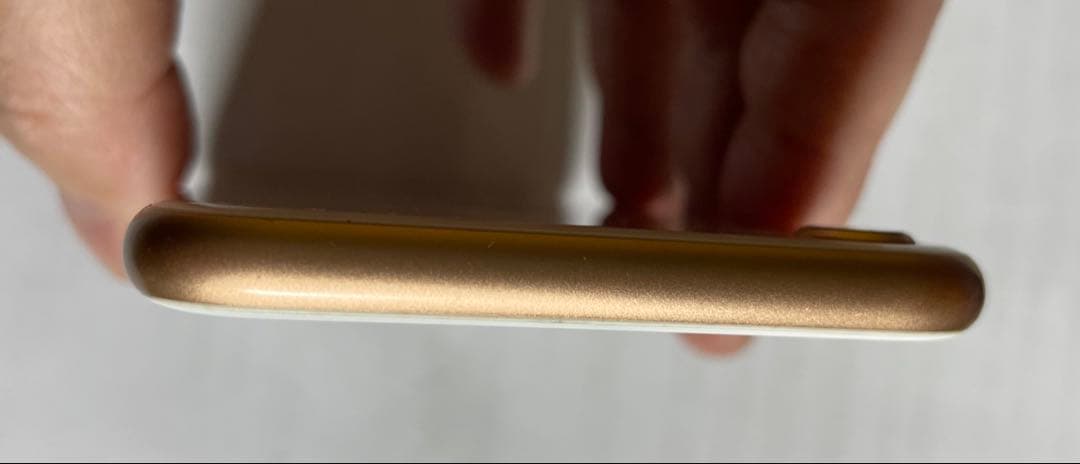 ピ*ん様 iPhone8 本体ゴールドピンク 美品