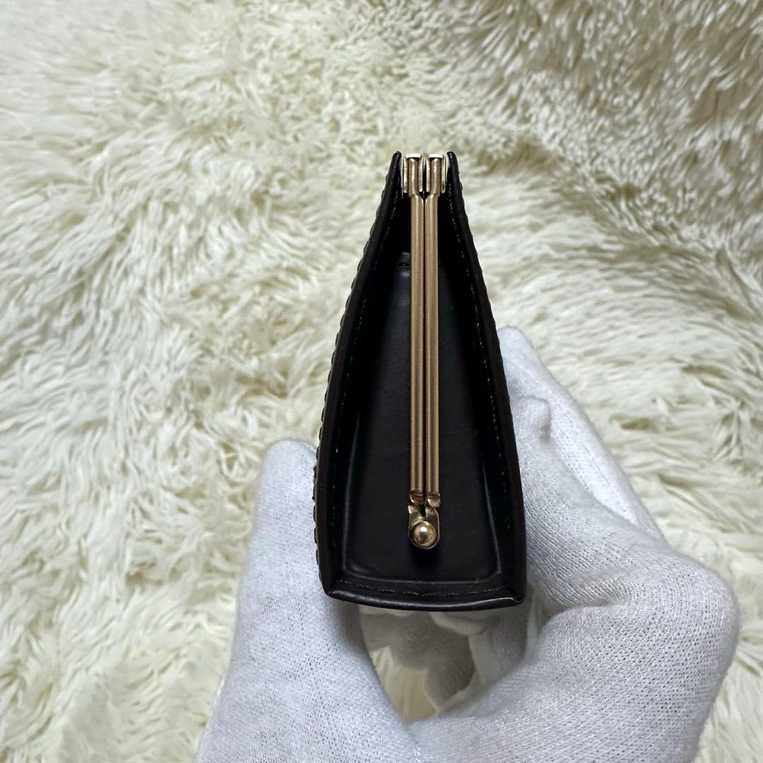 未使用に近い　バーバリー　がま口レザーケース 内側ノバチェック　ブラウン