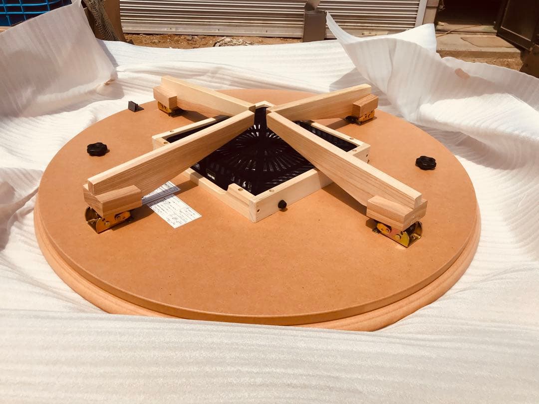 こたつサクラ90丸折りたたみ脚日本製・ヒーター付き