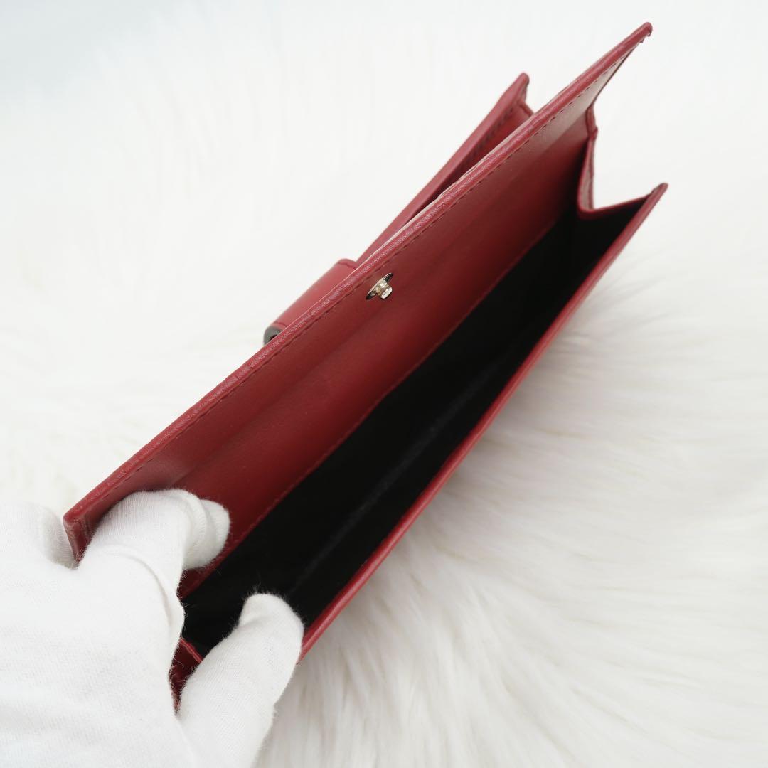 未使用品　箱付き　GUCCI グッチ　長財布　レザー　GG柄　シマ　レッド系