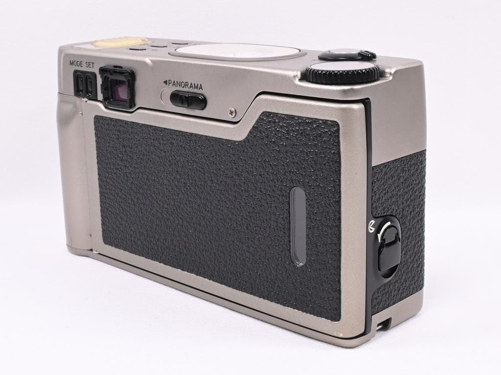 【美品】 ニコン　Nikon 35Ti