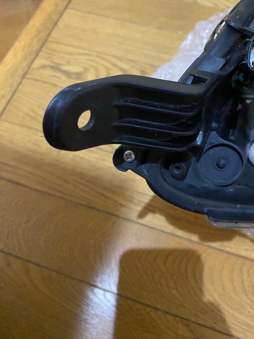 NHP10 アクア 前期 ハロゲン ヘッドライト 左側